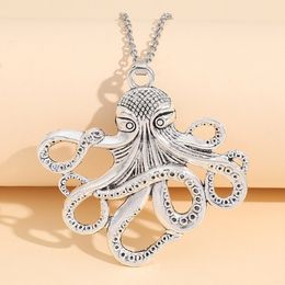 S3742 Fashion Jewellery Silver Colour Vintage Octopus Pendant Necklace