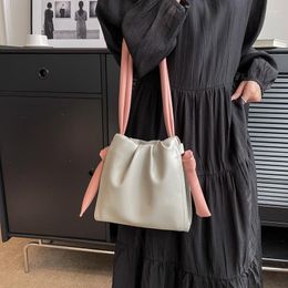 Evening Bags Brand Designer Soft Vegan Leather Bucket Handbag And Purses Women Shoulder Crossbody 2023 TieKnot Ladies Messenger