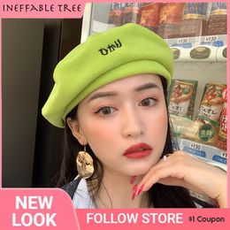 INS Japanese Berets Women Vintage Letter Embroidery Polar Fleece Berets Female Warm Winter Hat Solid Colour Painter Gorras