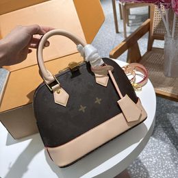 Designers Bags Messenger Bag luxury brand Leather Handbags Shell Wallet Purse Ladies Cosmetic Top Quality Crossbody Bags Tote Gift