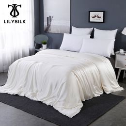 Bedding sets LILYSILK Comforter Duvet All Season Silk Covered 100 pure and natural long strand floss queen king 230626