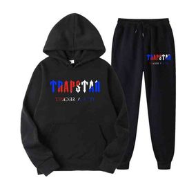 Tracksuit Trapstar Brand Printed Sportswear Men's t Shirts 16 Colors Warm Two Pieces Set Loose Hoodie Sweatshirt Pants Trend fashion 985ess
