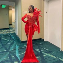 New Red Veet Homecoming Prom Dresses With Feathers Long Sleeves Lace Beaded Plus Size Tail Formal Evening Ocn Gowns For Black Girl