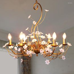 Chandeliers Gold Wedding Decoration American Living Room Chandelier Lighting Creative Bedroom Golden Iron Petal Flower Led Lamps