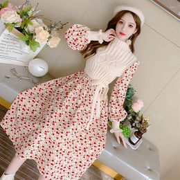 Casual Dresses French Sweet Super Fire Mid Length Dress Autumn And Winter Corduroy Printing Panel Knitted Retro Long Sleeve Women