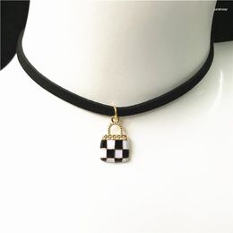 Choker Selling Torques Bijoux Black Velvet Ribbon Handbag Shape Short Pendant Necklace For Women Fashion Statement Chokers