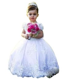 Country Flower Girl Dresses Bow Back White Ivory Ball Gown Jewel Cap Sleeves Floor Length Girls Pageant Dress With Lace Applique Gowns Party Tutu Skirt C0530F1