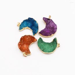 Pendant Necklaces 4pcs Rough Natural Agate Gold Plated Moon Fashionable Charms Crescent Crystal Jewelry Accessories Necklace For Women