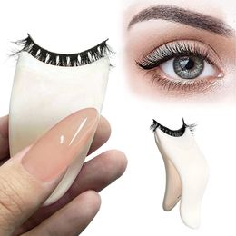 False Eyelashes 2pcs Mini Fake Eyelash Clip Applicator Tweezers Forceps Makeup Tool for Wearing Paste Clips and Beauty Tools 230627