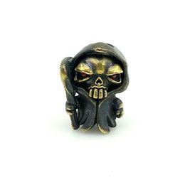 Outdoor Gadgets Death Skull Knife Beads Outdoors DIY Tools EDC Brass Lanyard Pendants Key Rings Accessories 230627
