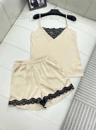 Women's Two Piece Pants designer 23 Summer New Celebrity Style Temperament Sexy Silk Smooth and Slippery Strap with Lace Shorts Set 0X2O