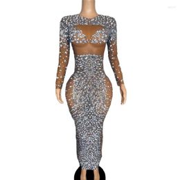 Stage Wear Shining Silver Rhinestones Brown Mesh Long Dress Evening Celebrate Show Grown Sexy Sleeves Costume Prom Party Outfit