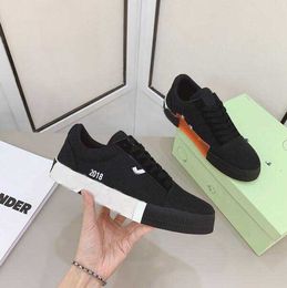 Designer OFF round toe sneakers skateboard tennis shoes leather casual shoes SB platform Vulcanised shoes white arrow lace-up low-cut mint green canvas sneakers.