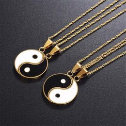 Pendant Necklaces Splice Paired Couple Lovers Necklace For Women Men Friends Bff Collars Black White Taichi Yinyang Gossip Neck Chain