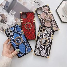 Luxury Snakeskin Square Ring Holder Phone Case For Iphone 14 Pro Max 13 12 11 Snake Pattern Python Print Kickstand Cover Shcokproof Anti Drop 1PCS