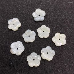 Beads Natural White Sea Shell Flower-shaped Beaded Edges Are Smooth And Suitable For DIY Handmade Necklace Bracelet Earrings Ladies