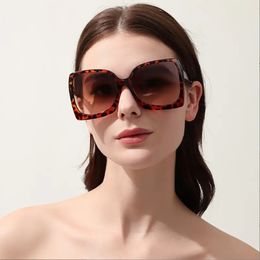 Fashion Vintage Sunglasses Women Brand Designer Oversized Sun Glasses 2023 Shades Large Black Lens Glasses UV400 Fashion Eyewear