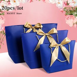 Gift Wrap Arrival blue Gift Bags For Large Size Box Pack Bag Wedding Pyjamas Clothes Packaging Gold Handle Paper Box Bags Custom 230626