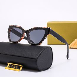 New Fashion sunglasses for women designer sunglasses ladies designers designer glasses full frame UV400 mixed color sun glasses gafas de sol triomphe quay