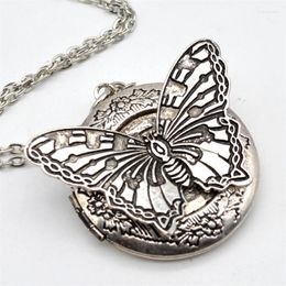 Pendant Necklaces Antique Heart & Butterfly Locket Charm Necklace With Flower Gift For Mom Teen Girl Aunt XSH-244 Diffuser