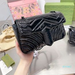 Designer 2023 Chain One Shoulder Crossbody Bags Women Designer Handbags Black Leather Classic Letter Flap Closure Wallet 3 Size