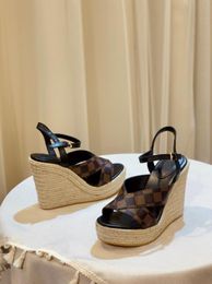 Elegant Designer Women Fashion Sandals Straw Shoe Starboard Wedge Sandals Open Toe Platform Shoes 6 Colour Wedge Shoe Straw Bottom Pumps Ladies 35-41