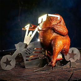 BBQ Grills Creative DIY Funny Chicken Stand Motorcycle Beer Can Stainless Steel Portable Rack Grill Tool 230627