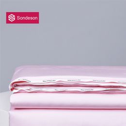 Bedding sets Sondeson 2023 Summer Women Pink 100 Silk Quilt Duvet Soft Cool Blanket Handmade High Grade Silky Comforter Queen For Sleep Gift 230626