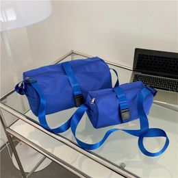 Large Capacity Shoulder Bag Female Wholesale 2022 Winter Minimalist Outdoor Gymnastic Valise Stylish Good Texture Yoga Bag