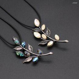 Pendant Necklaces 4PCS Wholesale Natural Abalone White Shell Leaves Alloy Necklace For Woman Jewelry Making DIY Charm Gift Party