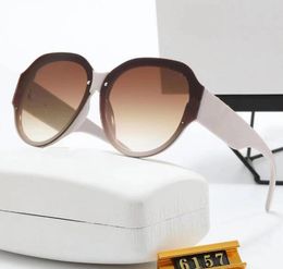 Men Luxury sunglasses designer Full frame round round lens sunglasses Women's travel sunglasses Multi-color optional with box