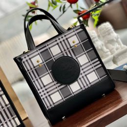 Luxury Plaid Original Totes Purse Designer Leather Lady Field Tote Nylon Shoulder Bag Coac Luxury High Quality Leader Handbags Designers Totes Bags Size 22cm 30 cm