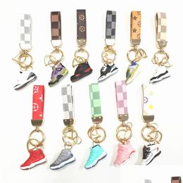 Keychains Lanyards 11 Colours Designer Keychain Fashion Small Shoes Exquisite Mini Car Uni Top Quality Bag Pendant Black Brown Mtip Dhp0Q