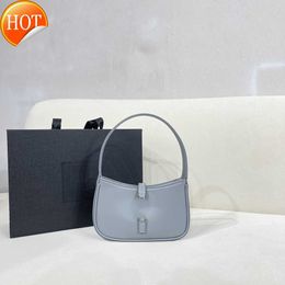 Woman's Luxury Designer Drum Bags Handbags Shoulder Crossbody Bag Tote 2023 New Fashion Texture Leather Portable Saddle bag Crescent Bag Factory Direct Sales