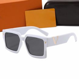 Designer sunglasses for women luxury mens sunglasses outdoor driving and beach travel casual fashion UV resistant sun glasses