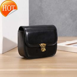 Designer Bags 2023 Spring New Small Square Bag Leather Arc De Triomphe Cute Mini Fashion One Shoulder Messenger Factory Direct Sale Purses Ladies Handbags