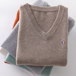 Men's TShirts Cashmere Cotton Blend Classic VNeck Pullover Men Sweater Autumn Winter Warm Basic Knitted Jumper Jersey Wool Homme 230628