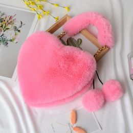 Evening Bags Luxury Faux Fur Heart-shaped Women Small Handbags Fluffy Plush Ladies Chain Shoulder Bag Fashion Female Furry Daily Clutch Purse 230627