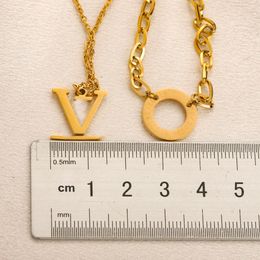 Luxus-Designer-Mode-Halskette, Choker-Kette, 925er-Silber vergoldet, 18 Karat vergoldeter Edelstahl, Marken-Buchstaben-Anhänger-Halsketten für Frauen, Schmuck, Accessoires, Geschenke