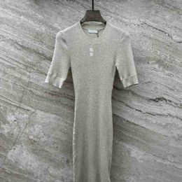 Basic & Casual Dresses Designer 23 Spring/Summer New Contrast Letter Decorative Round Neck Short Sleeve Knitted Dress O0R4