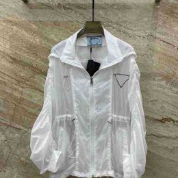 Women's Trench Coats designer 2023 Spring/Summer New Drawstring Waistband Sunscreen Suit Windbreaker Coat QPC0