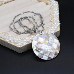 Pendant Necklaces Natural Shell Round Splicing Rhombus Pattern Metal Chain Sweater Necklace Charming Party Women Jewellery Gift