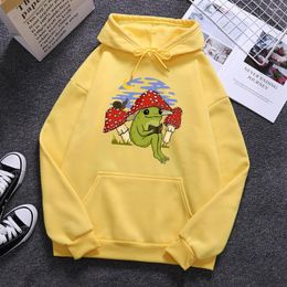 Men's Hoodies Cute Cottagecore Frog Mushroom Hat Reading Book Mens Hoody Street Fashion Long Sleeves Fleece Pocket Clothing Warm Male Tops