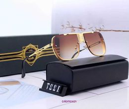 High Quality Designer Top dita Fashion Sunglasses 17 Man Woman Casual Glasses Brand Sun Lenses Personality Eyewear With Box case DT17 VSCJ