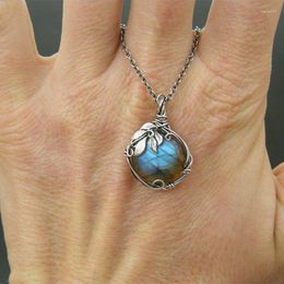 Pendant Necklaces Vintage Moonstone Necklace For Women Retro Silver Leaf Charm Party Jewellery Accessories Gift