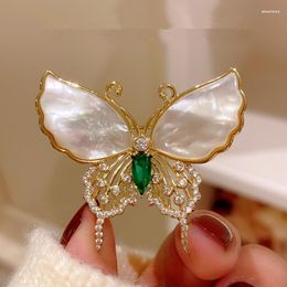 Brooches For Women Butterfly Design White Shell Green Created Emerald Bijoux Femme Fashion Accessories Brooch Drop