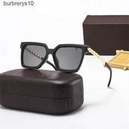Full Frame Sunglasses for Man with L Letters Fashion Sunglass for Western Woman Designers Eyegalss Summer Ultraviolet Rays Beach Biggie Sunglasses 2023