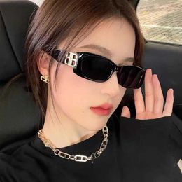 Brand sunglasses New Personalized Street Photo Net Red Small Box Women's Fashion Metal Double B Sunglasses