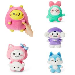 Plush Dolls Cute Cartoon Kawaii Korean Womens Group ITZY Doll Schoolbag Pendant WDZY Girl Keybuckle 230628