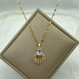 Pendant Necklaces Fan Shaped Stainless Steel Necklace For Women Gold Plated Squre Zircons Pendants Fashion Jewerly In Design